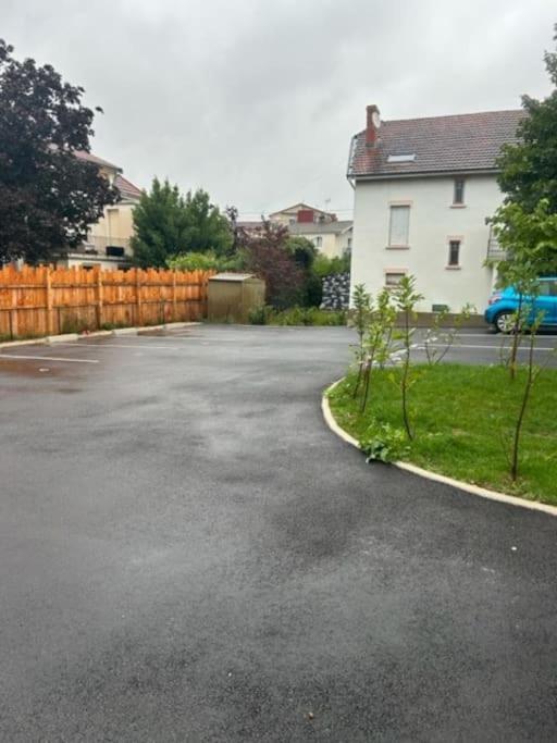 布雷斯地区布尔格L'Aindus De Brou- Parking Prive- Rdc公寓 外观 照片